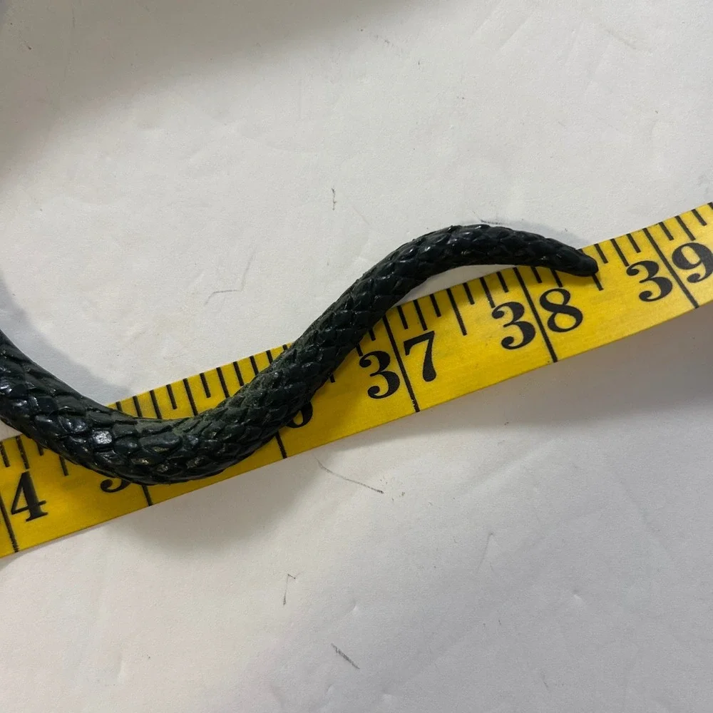 Realistic Rubber King Cobra Snake Toy 38 Inch Halloween Prop Garden Deterrent